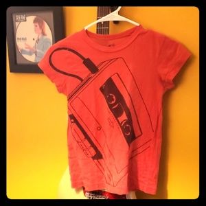 T-Shirt with Vintage Cassette Tape Picture